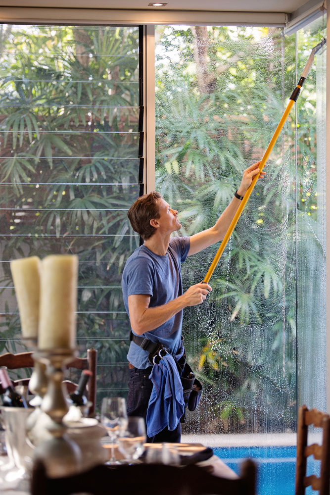 Window Cleaners  Peter Doran Lawn & Landscaping
